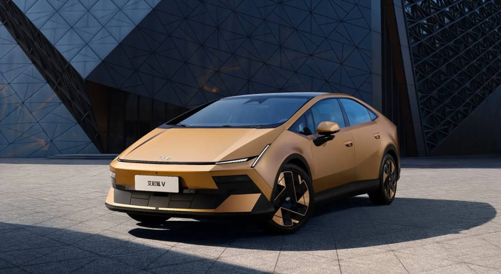 Hyundai представила электрический седан Ioniq V для китайского рынка